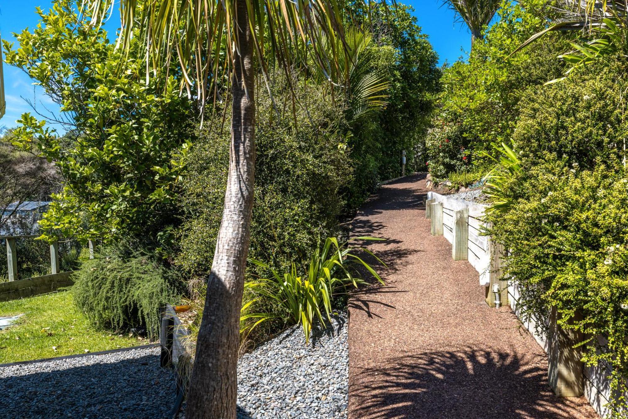 Tawa Cottage - Coast & Country Oneroa Extérieur photo